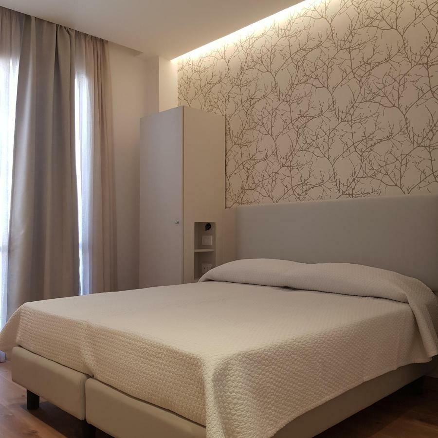 Feel Good Hotel Rimini Ngoại thất bức ảnh