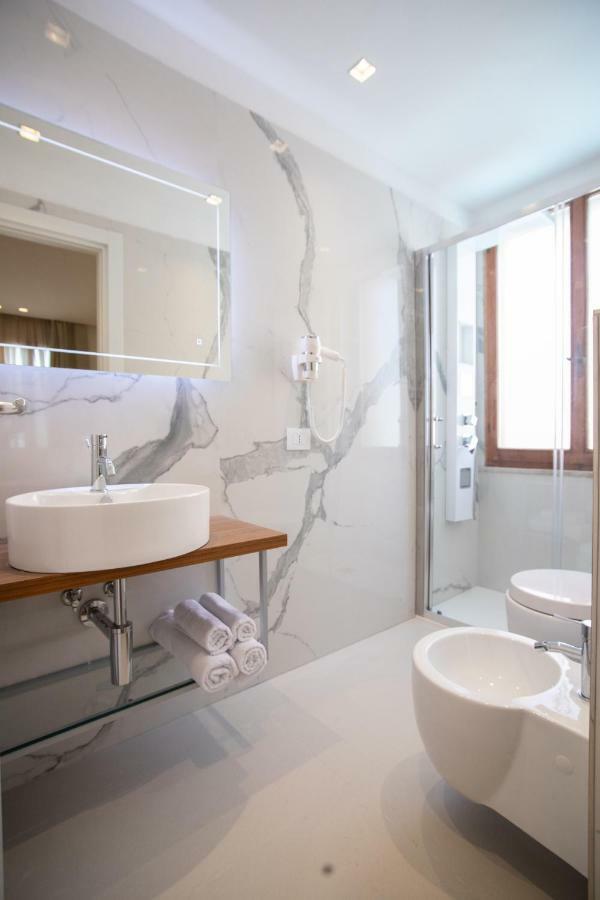 Feel Good Hotel Rimini Ngoại thất bức ảnh