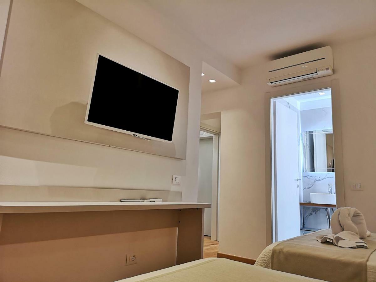 Feel Good Hotel Rimini Ngoại thất bức ảnh